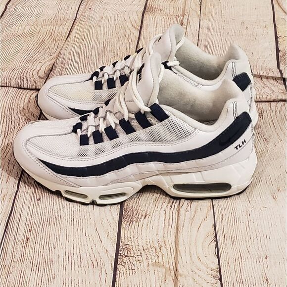 NIKE Sneakers   - Picture 12 of 12